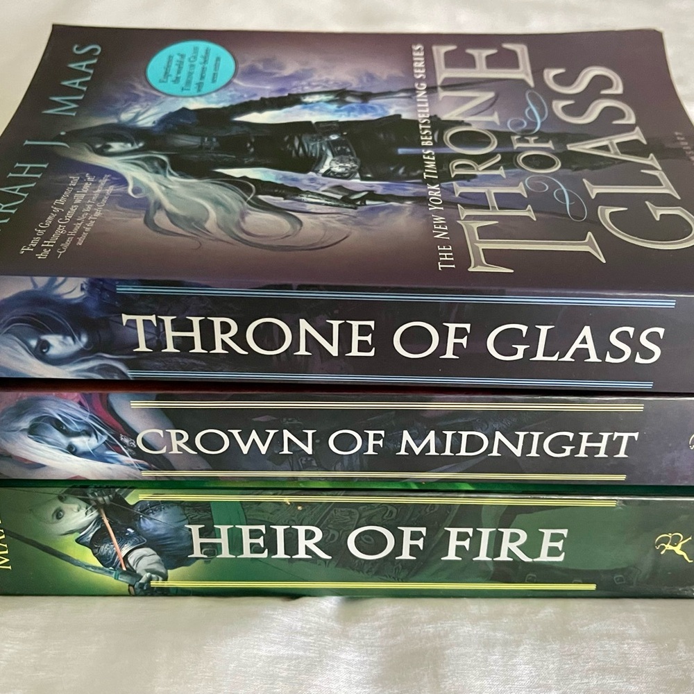 Throne of Glass Book Set by Sarah J. Mass, rare collectible original covers!